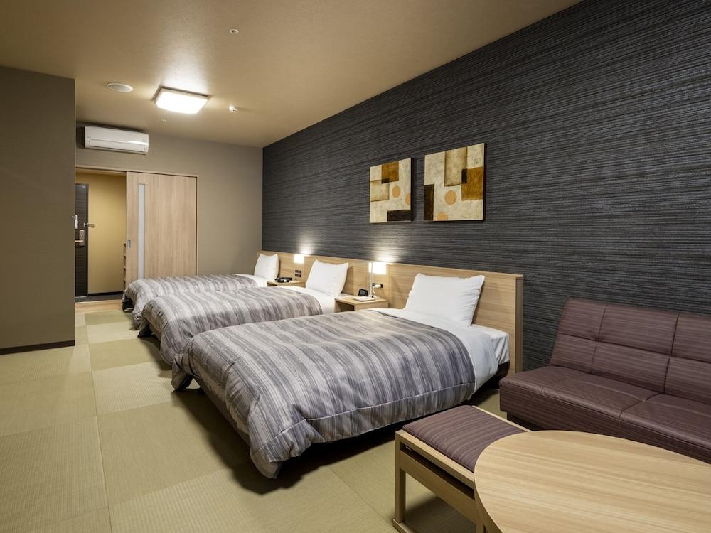 Route Hotel 3*