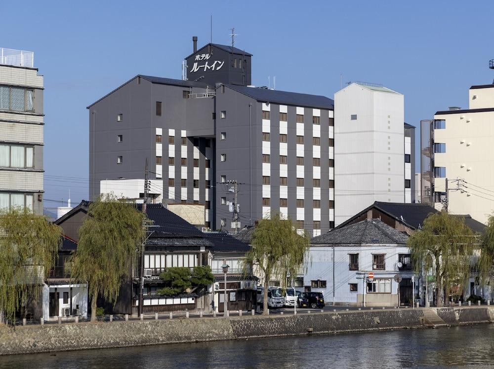Route Hotel
