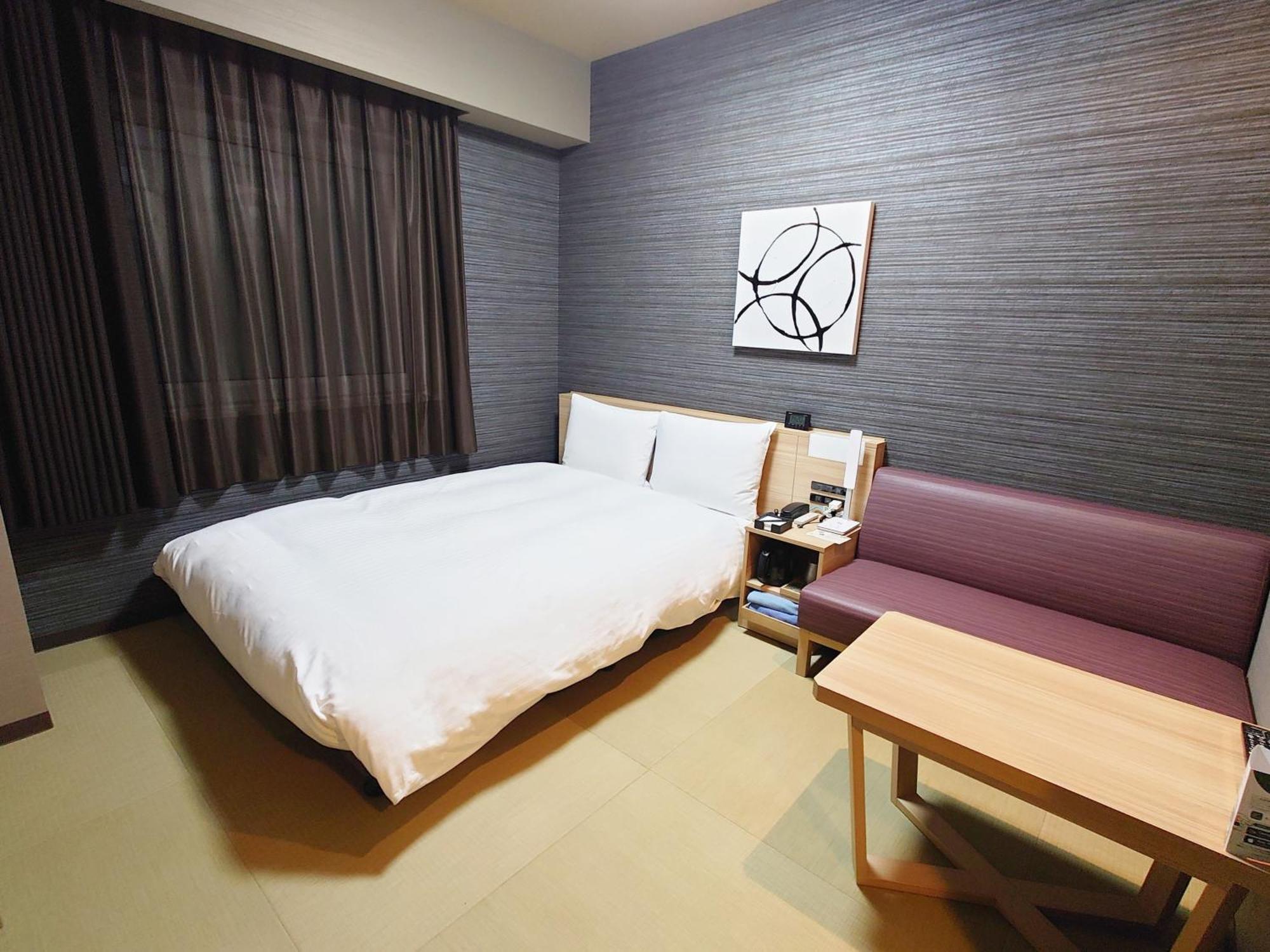 Route Hotel